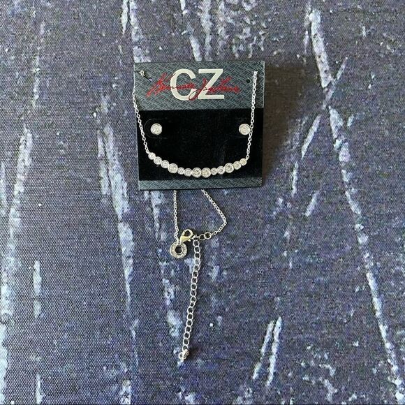 4CTTW Round CZ Bezel Bar Necklace with Bezel Stud Earrings - Picture 7 of 9